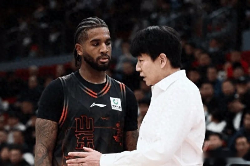 胜吉林采访！邱彪点赞2将，解析七连胜原因，高诗岩致谢队友帮助